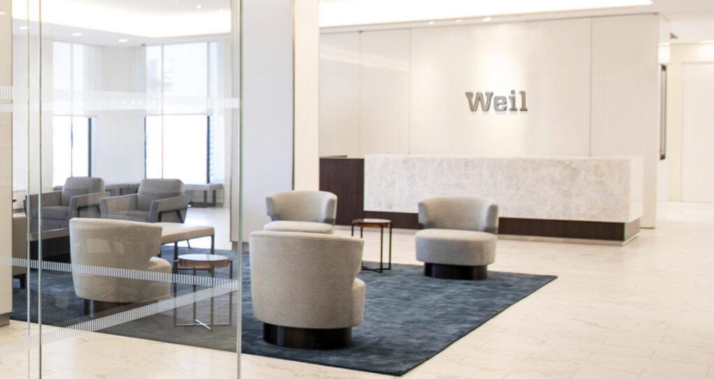 TOP MANHATTAN LAW FIRMS TO WORK WITH
